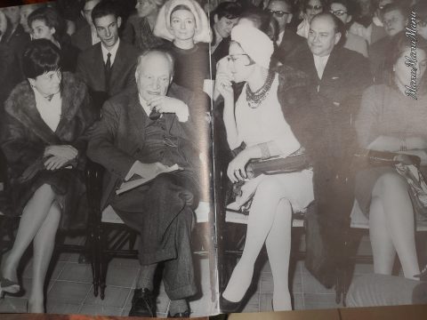 I Edizione del Premio letterario Montefeltro - Aula Magna del rettorato - Urbino, 1960 al centro da sinistra il poeta Giuseppe Ungaretti e la Signora Marise Ferro.